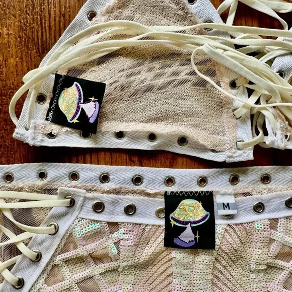 Vanishing Fae pink set in size medium - Picture 4 of 5